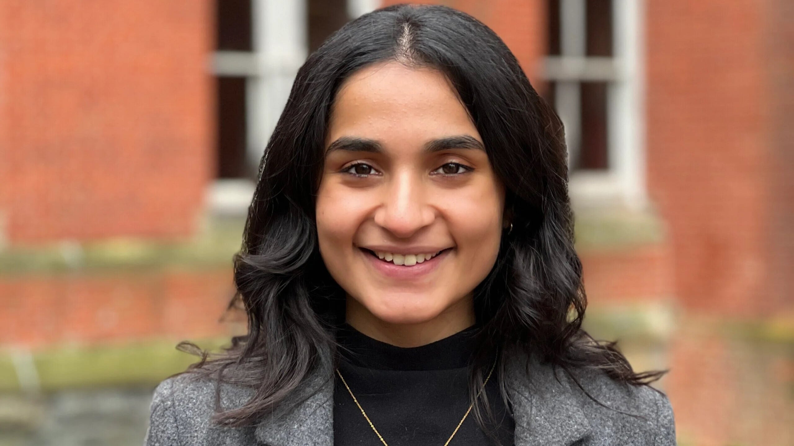 Sunaina Kathpalia Headshot