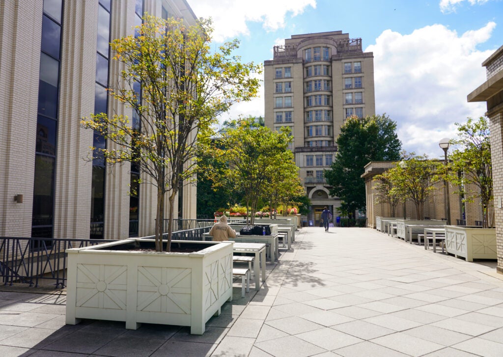 Georgetown Law Picnic Tables