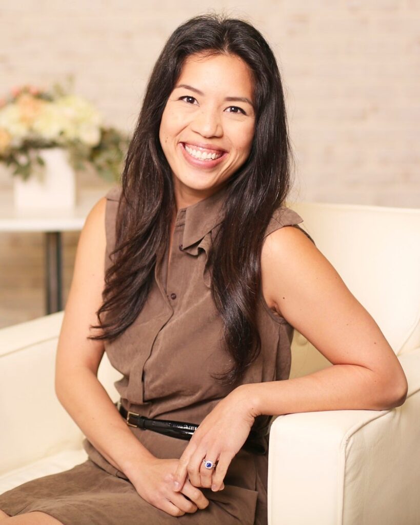 Anna Lising headshot