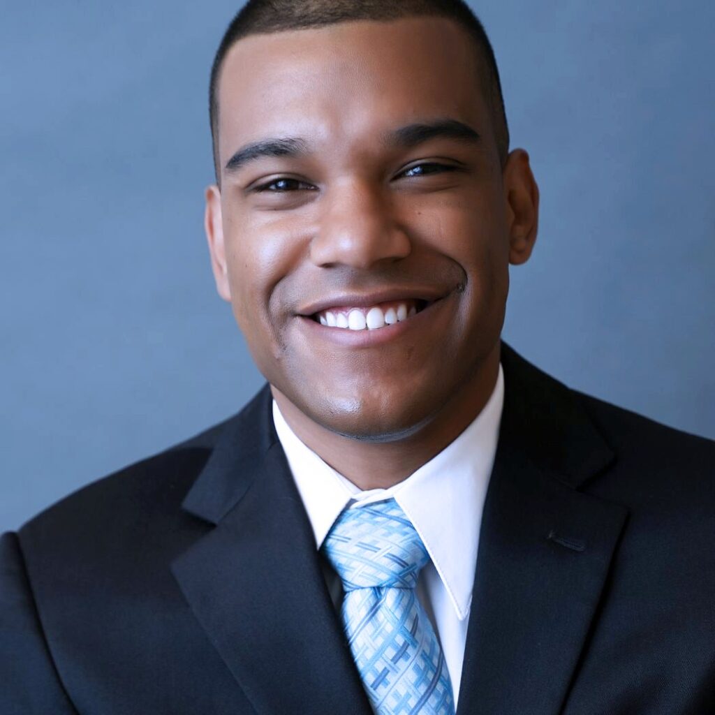 Tevin Flores headshot
