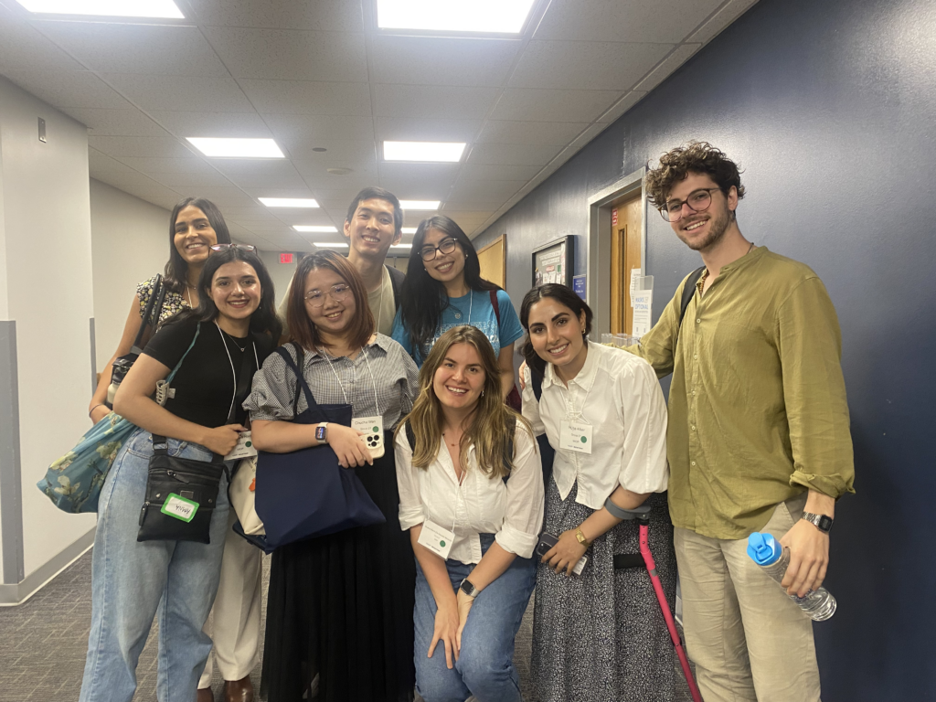 Diana Rivas Garcia and incoming students that she mentored